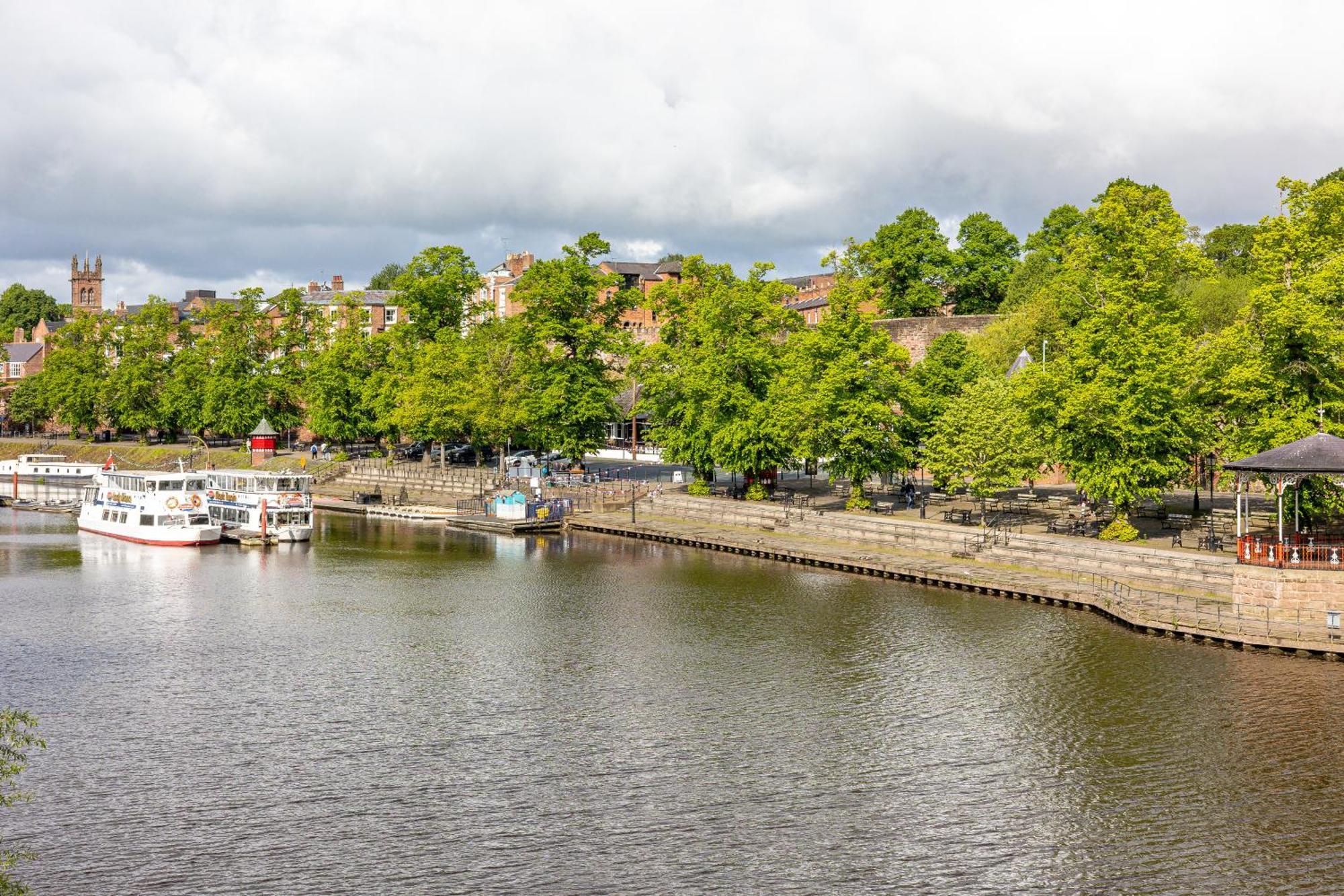 *New* Little Pyecroft House, Chester Extérieur photo